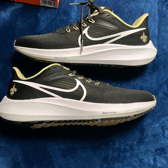 Nike Zoom Pegasus 39 Saints DR2057-001 Running Shoes NEW FINAL SALE - Picture 5 of 9